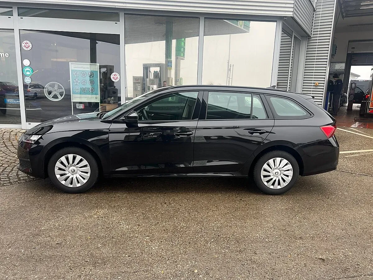 Skoda Octavia 2025 photo 3