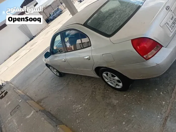 Hyundai Avante 2003 photo 2