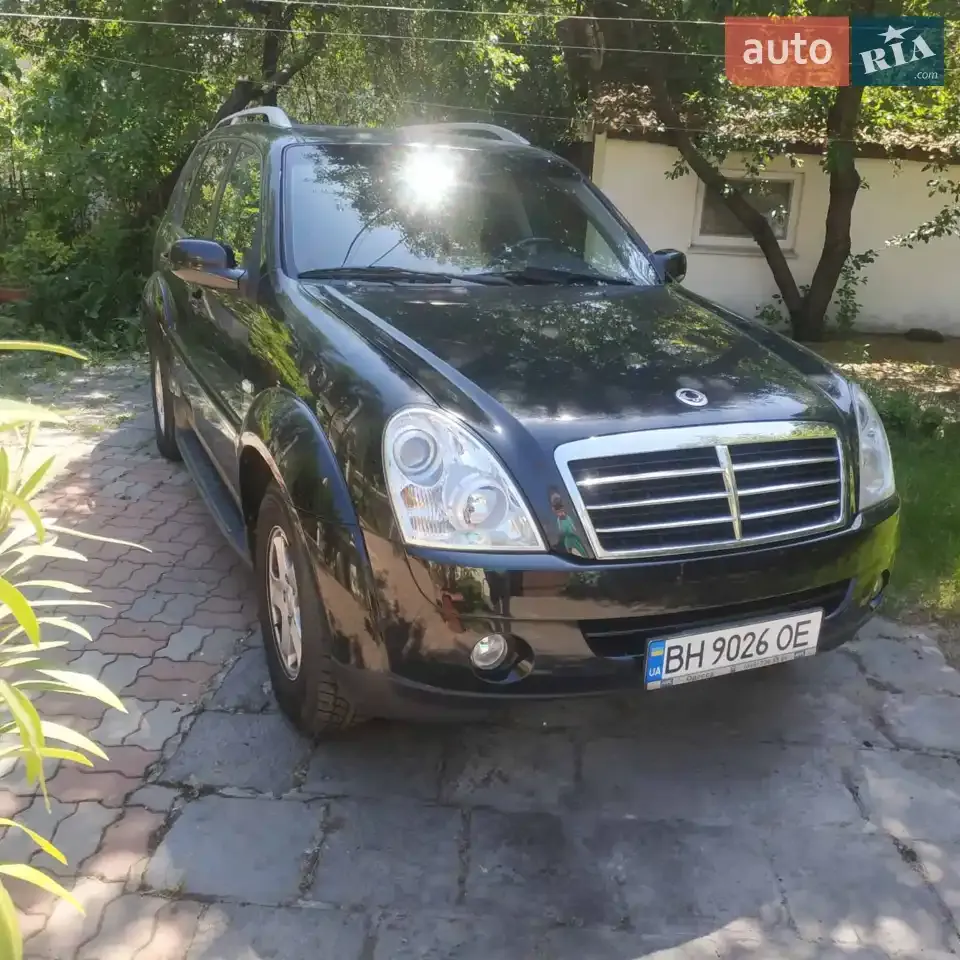 KG Mobility Rexton 2010 photo 2