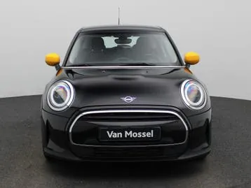 Mini One 2021 photo 3