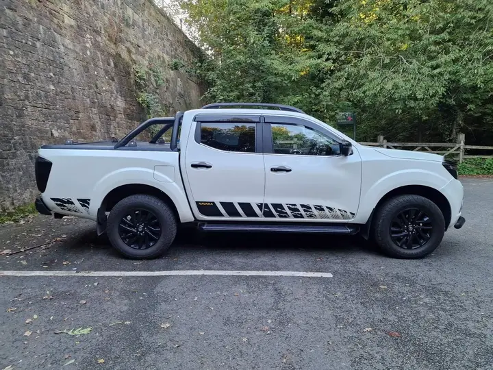 Nissan Navara 2018 photo 5