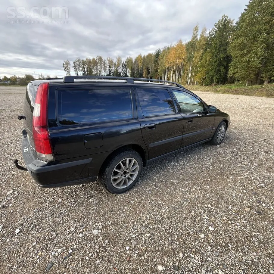 Volvo V70 2000 photo 3