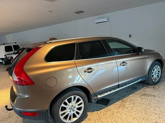 Volvo Xc60 2010 photo 3