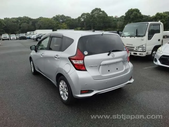 Nissan Note 2019 photo 3