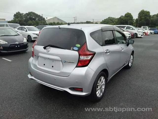 Nissan Note 2019 photo 4