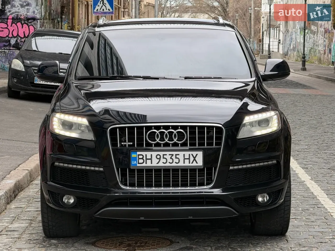 Audi Q7 2011 photo 2