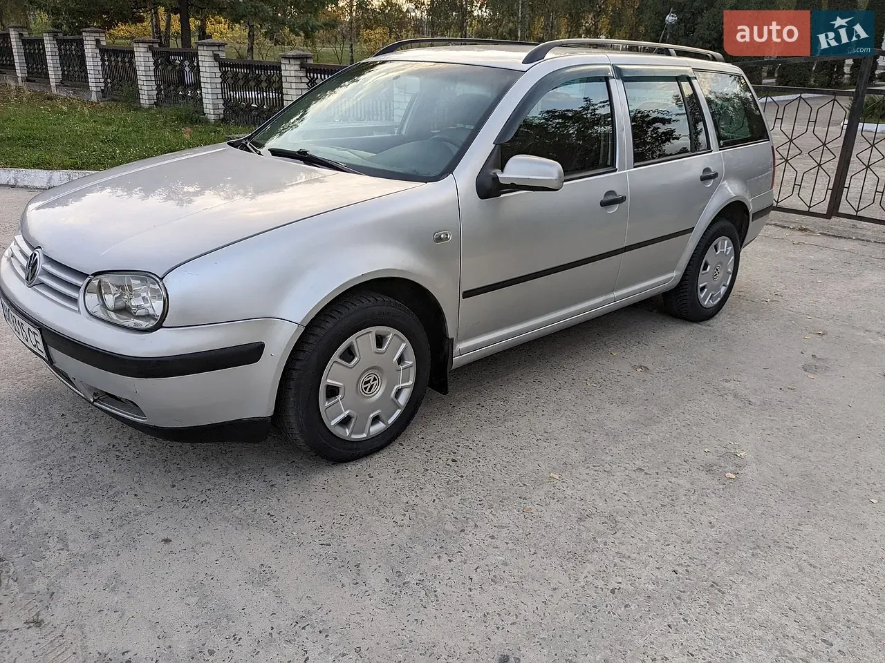 Volkswagen Golf 2003 photo 4