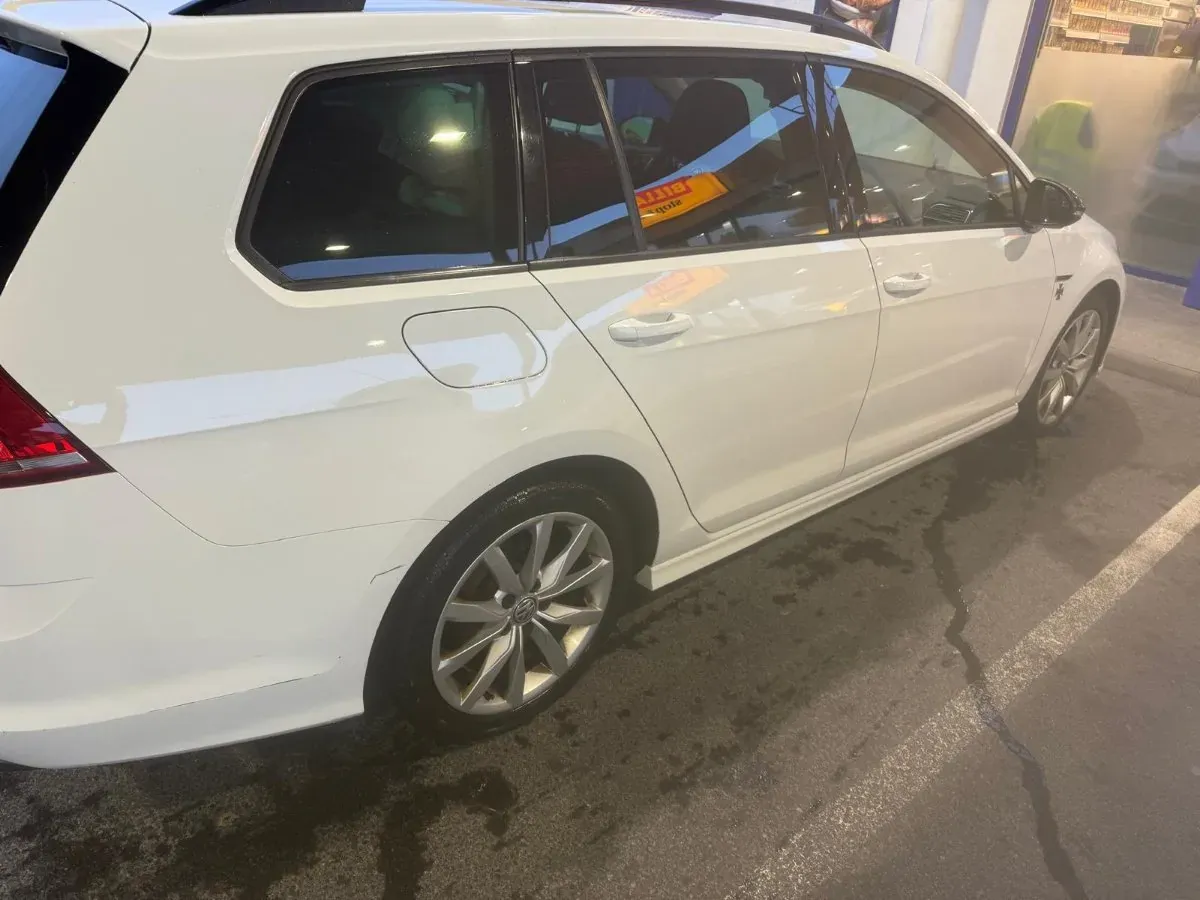 Volkswagen Golf 2015 photo 2