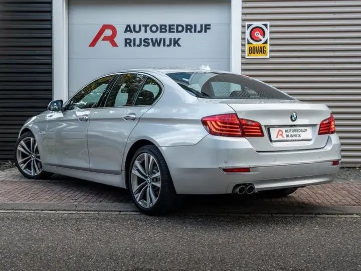 BMW 5 Series 2015 photo 3
