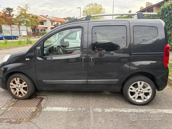 Fiat Qubo 2011 photo 2