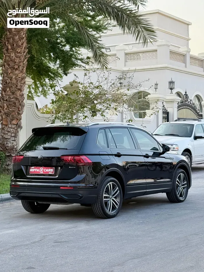 Volkswagen Tiguan 2022 photo 2