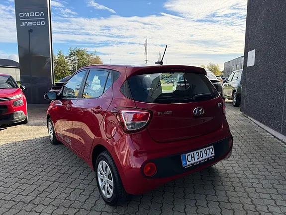 Hyundai I10 2017 photo 5