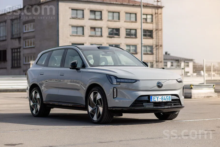 Volvo Ex90 2025 photo 4