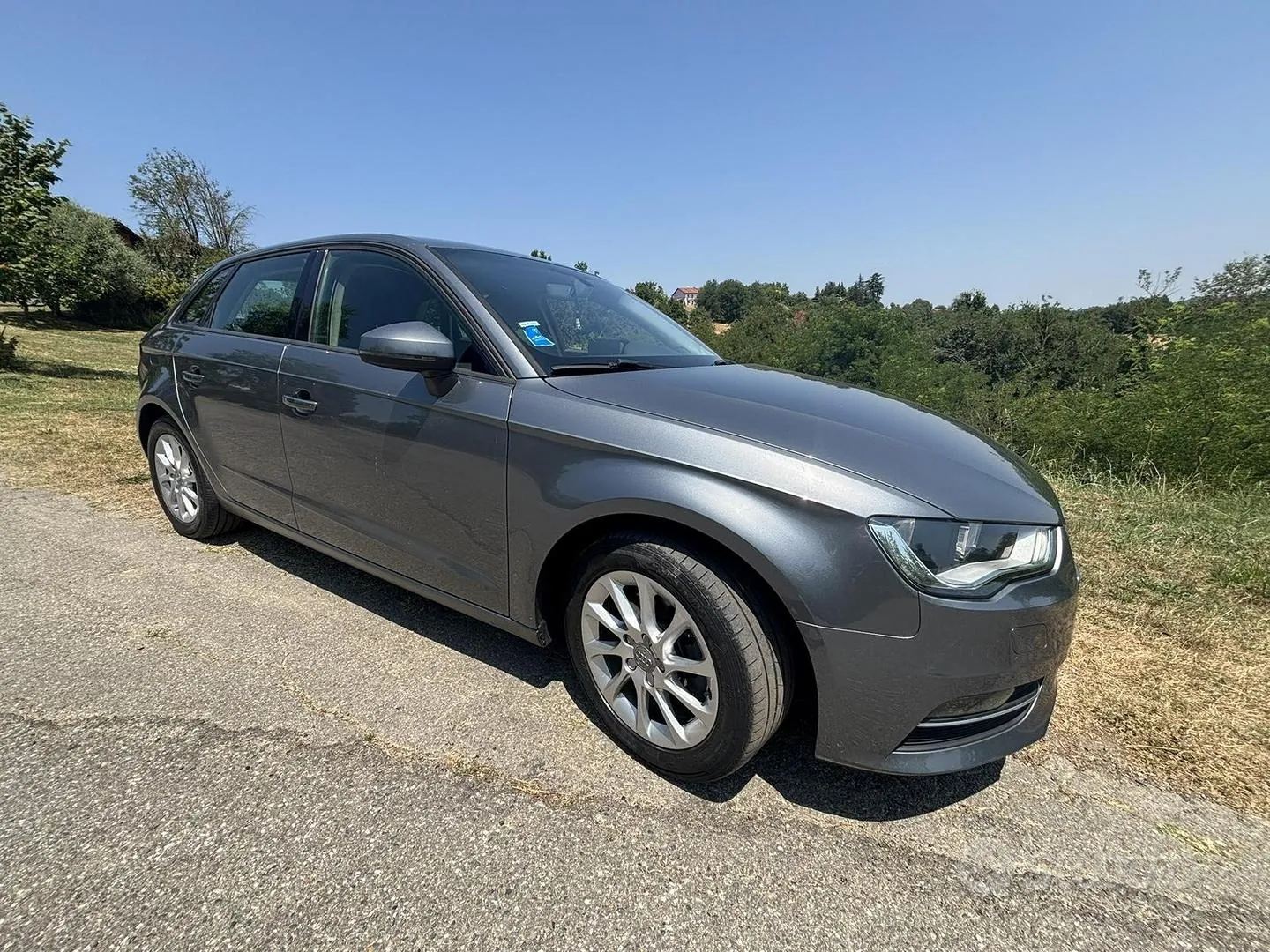 Audi A3 2015 photo 2