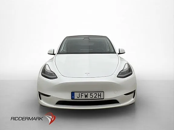 Tesla Model Y 2025 photo 2