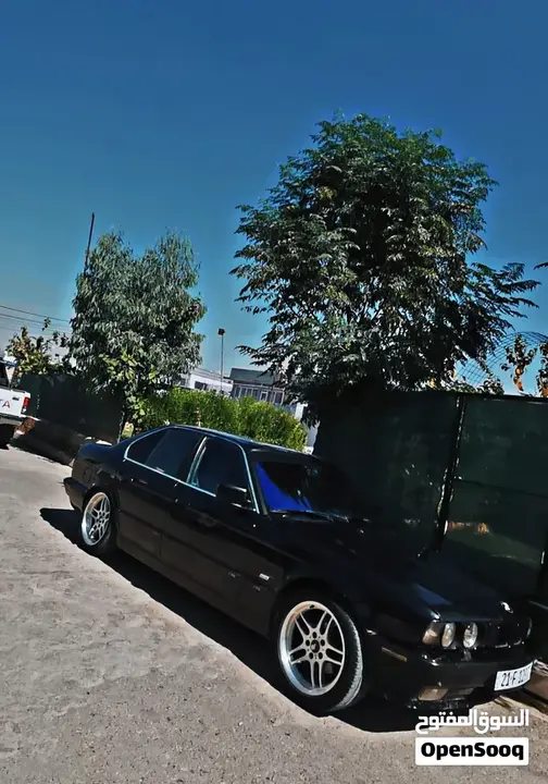 BMW 525I
