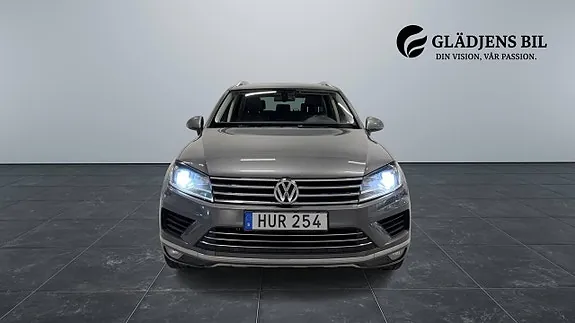 Volkswagen Touareg 2016 photo 2