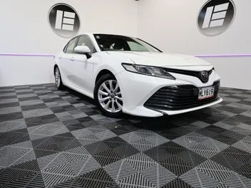 Toyota Camry 2019 photo 2