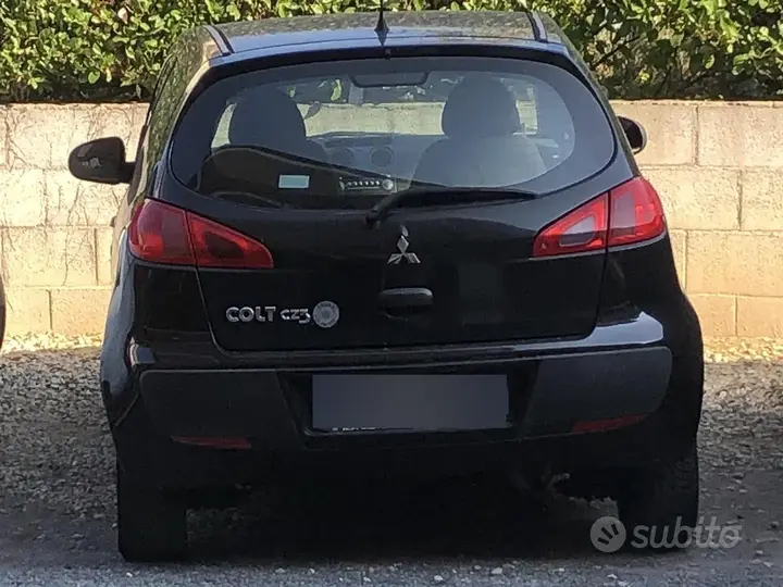 Mitsubishi Colt