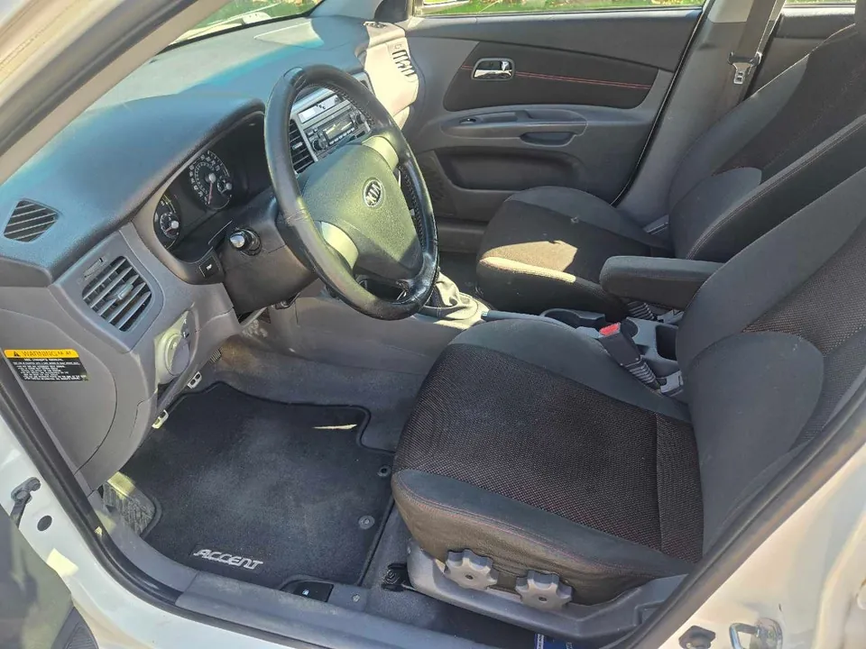 Kia Rio5 2008 photo 5
