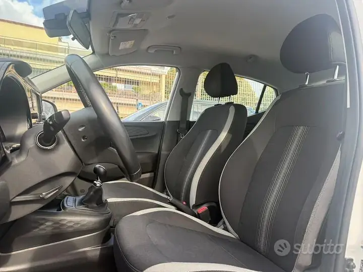 Hyundai I10 2023 photo 5