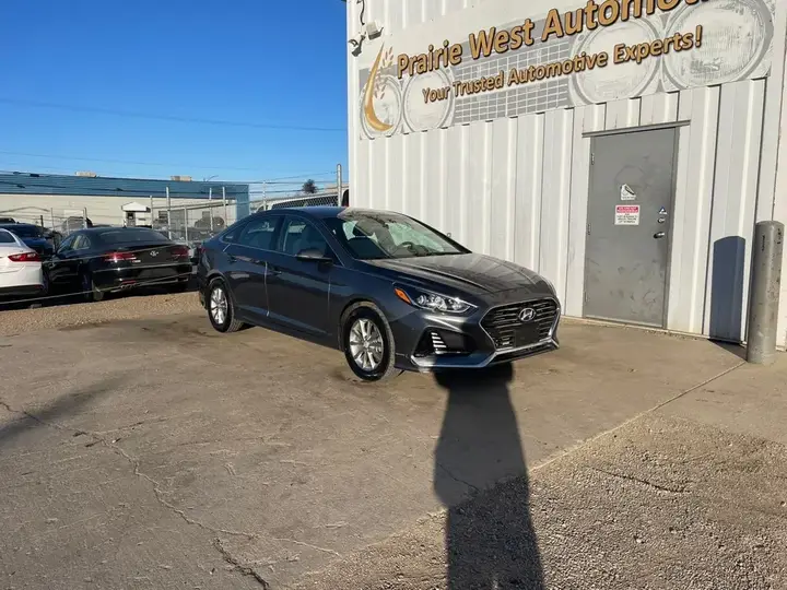 Hyundai Sonata 2018 photo 3