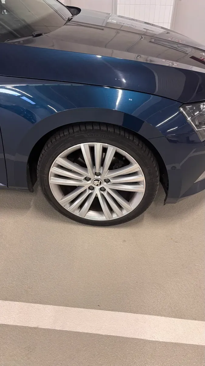 Skoda Superb 2016 photo 3