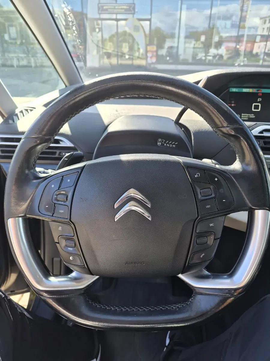 Citroen Grand C4 Picasso 2017 photo 2