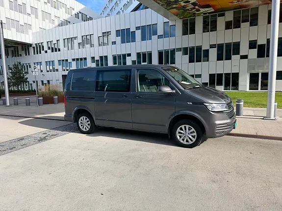 Volkswagen Transporter 2021 photo 2