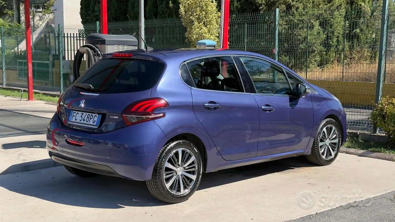 Peugeot 208 2016 photo 4