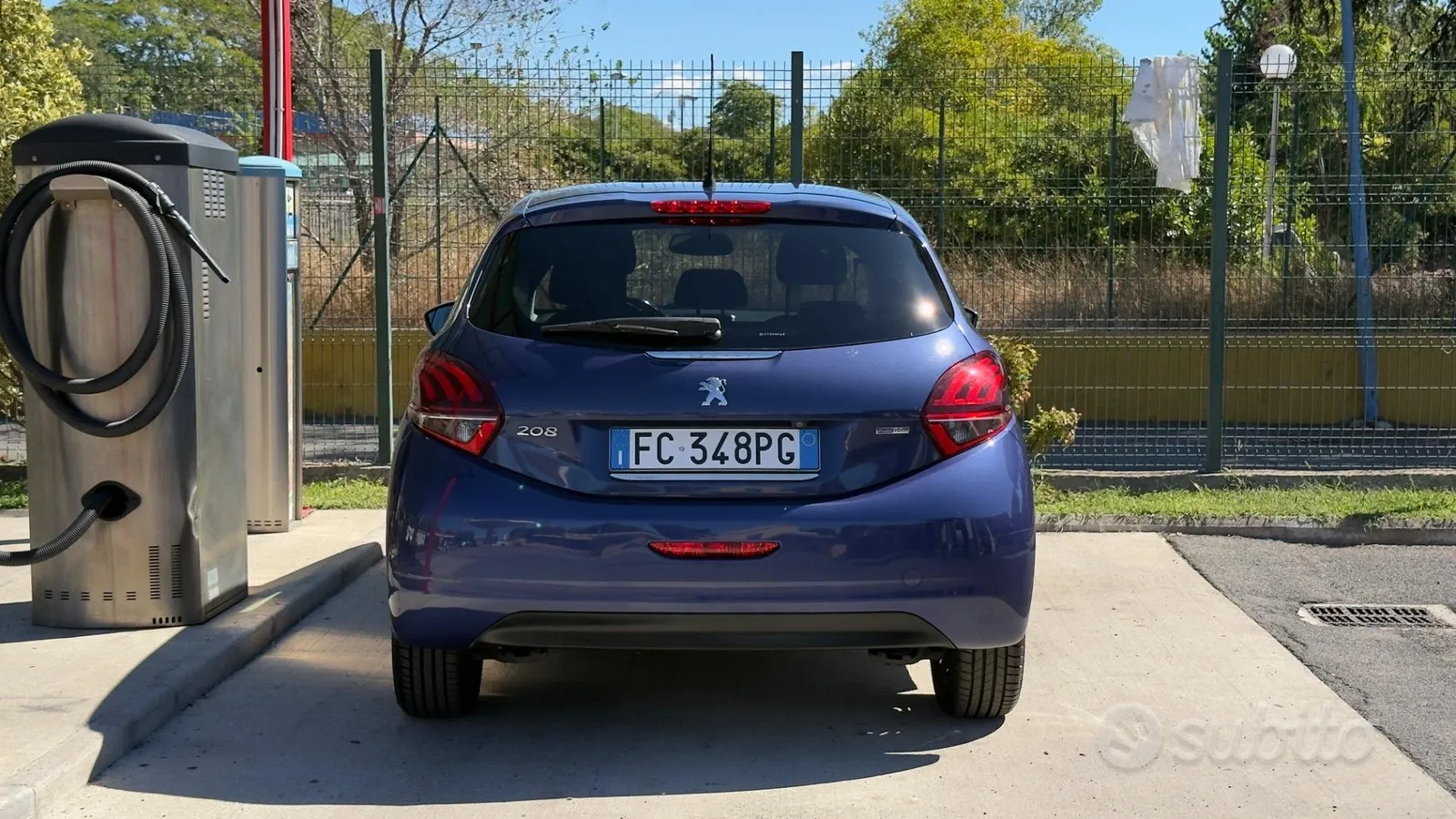 Peugeot 208 2016 photo 5