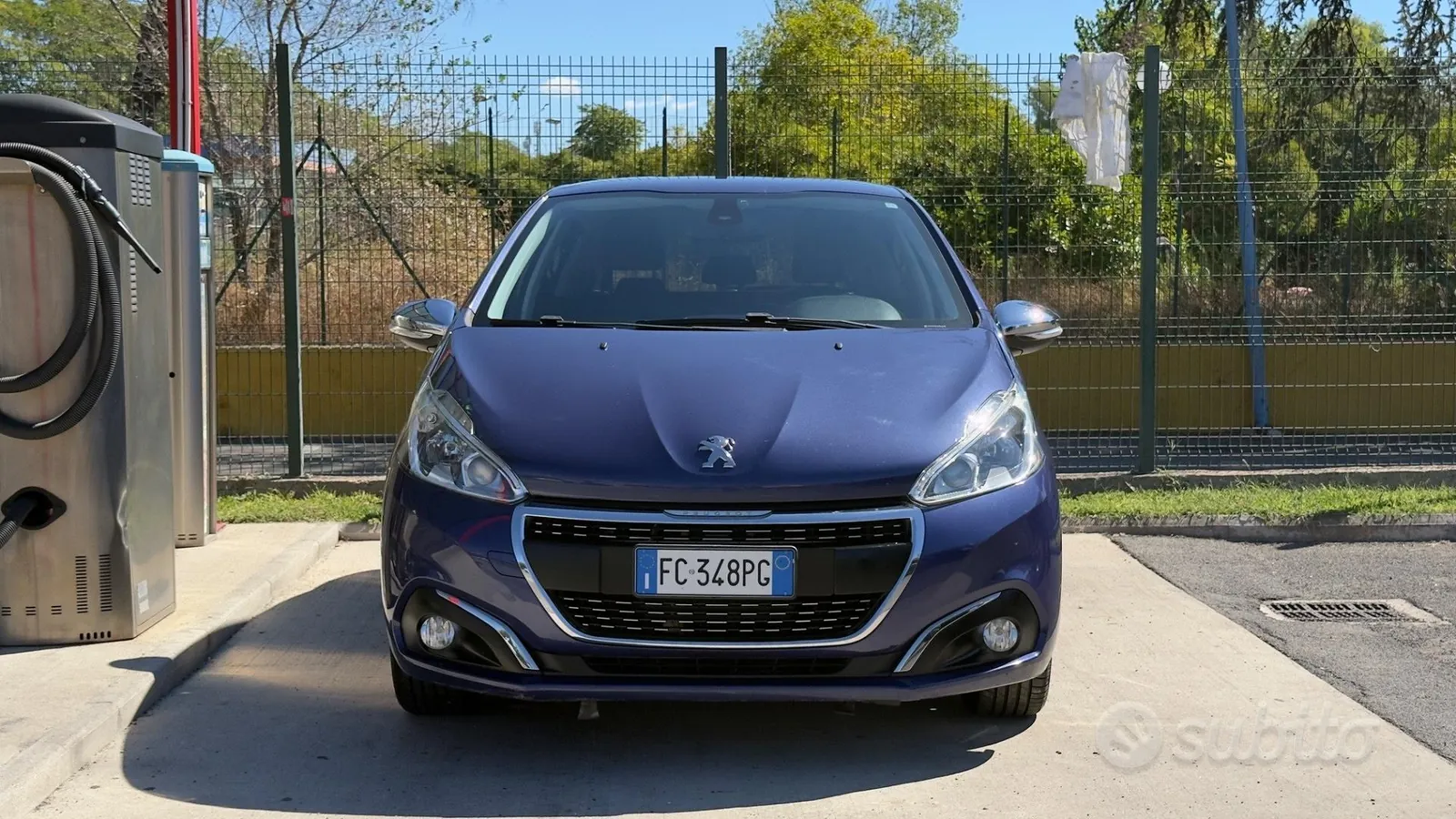 Peugeot 208 2016 photo 2