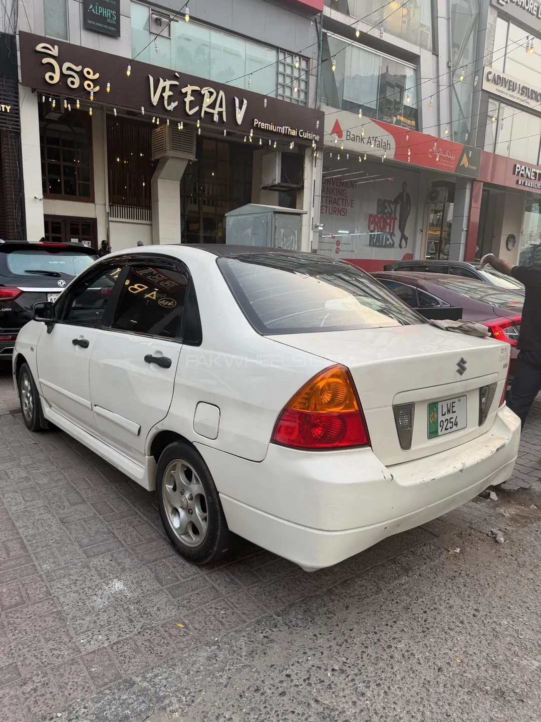Suzuki Liana