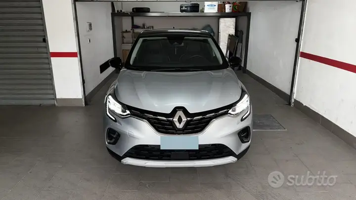 Renault Captur 2023 photo 3