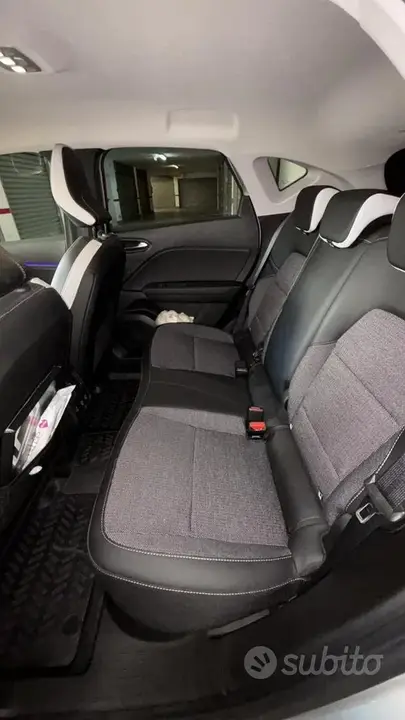 Renault Captur 2023 photo 5