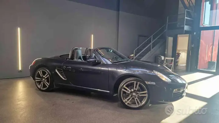 Porsche Boxster 2005 photo 2