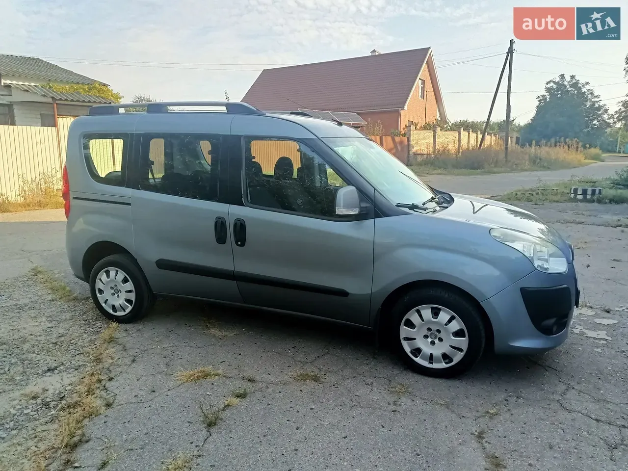 Fiat Doblo 2012 photo 2