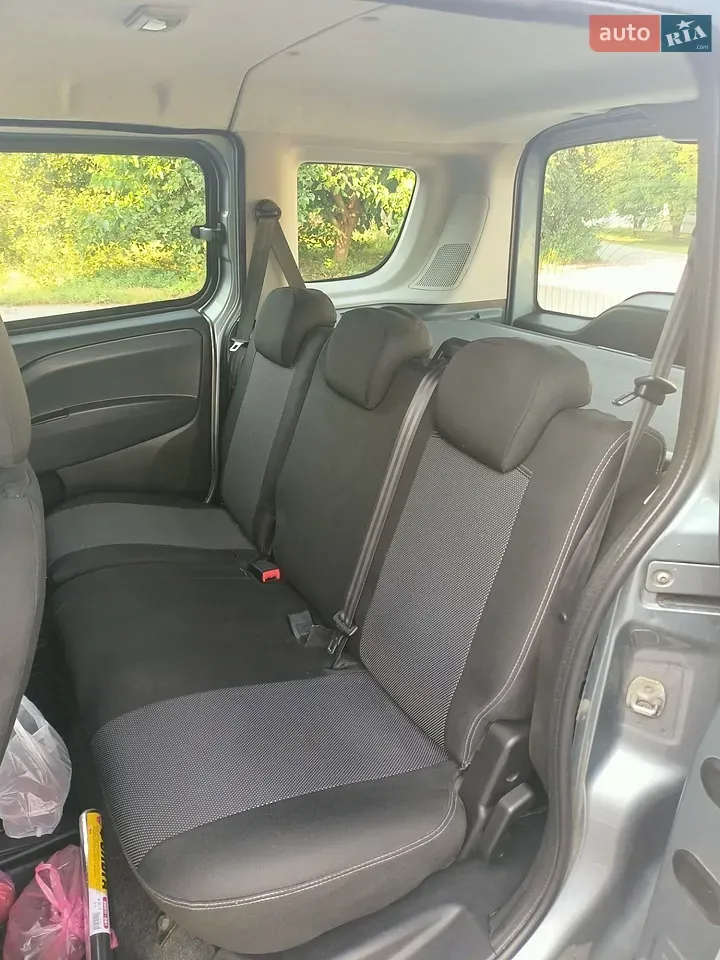 Fiat Doblo 2012 photo 5