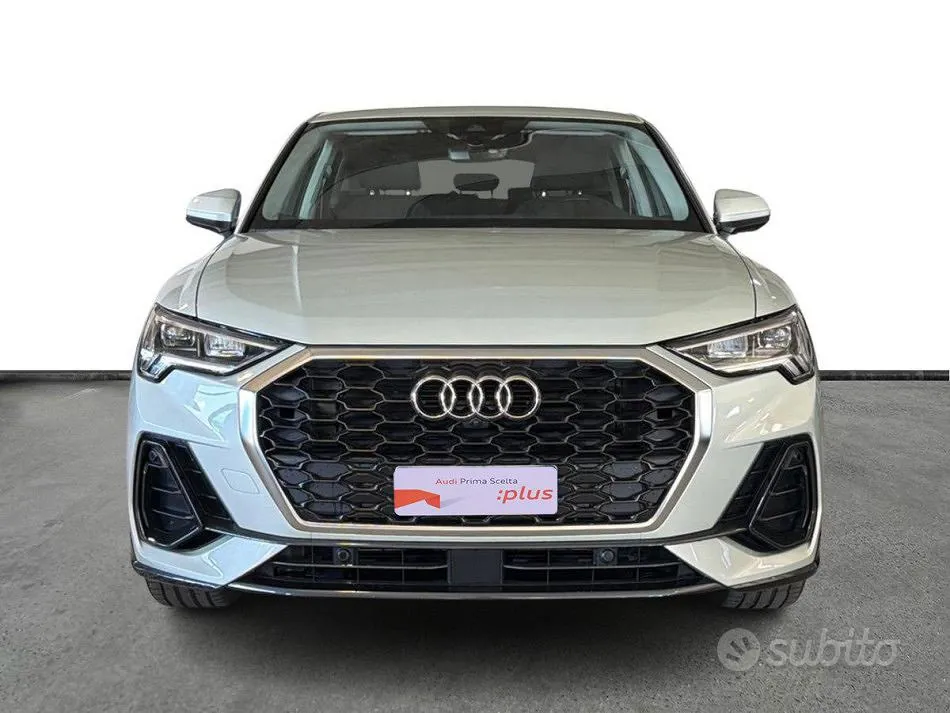 Audi Q3 2024 photo 2