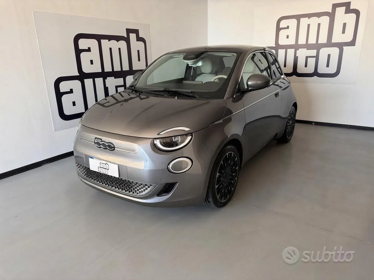 Fiat 500 500E