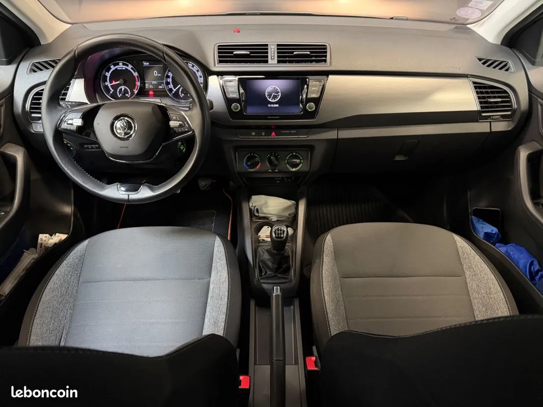 Skoda Fabia 2020 photo 3