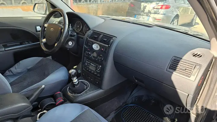 Ford Mondeo 2002 photo 3