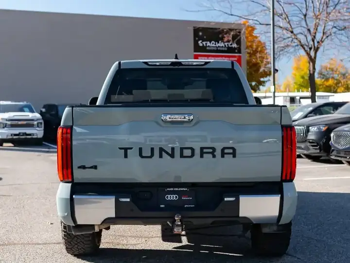 Toyota Tundra 2024 photo 3