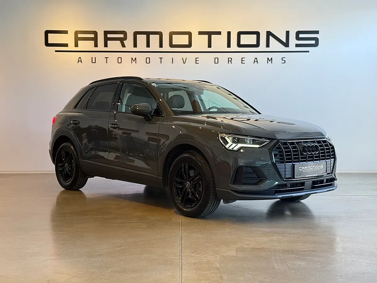 Audi Q3 2019 photo 2