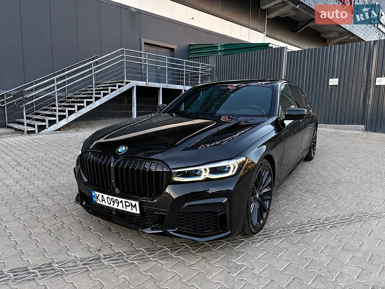 BMW 7 Series 2022 photo 3