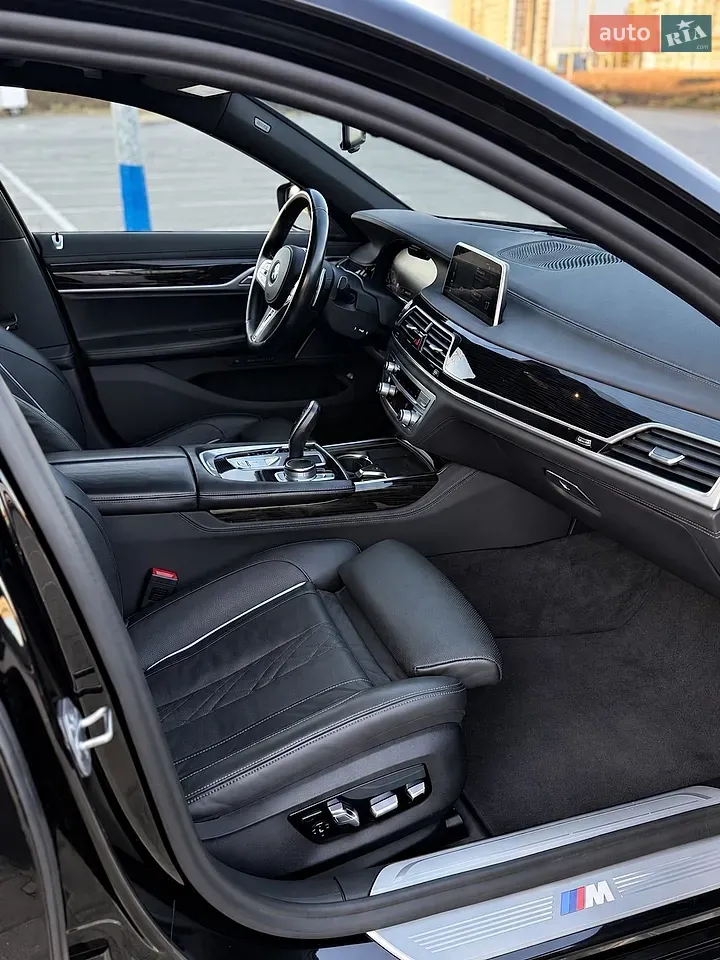BMW 7 Series 2022 photo 5
