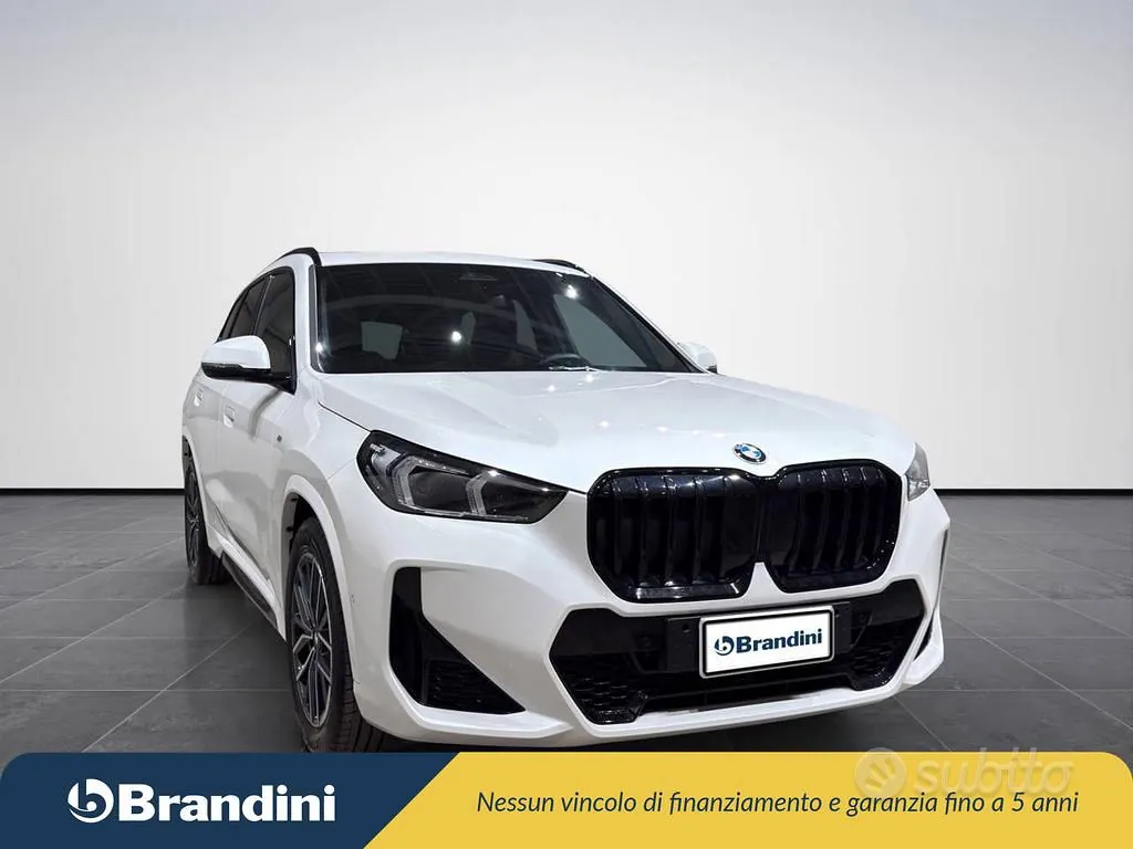 BMW X1 2024 photo 4