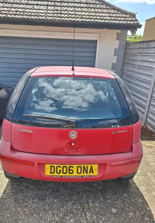 Vauxhall Corsa 2006 photo 3