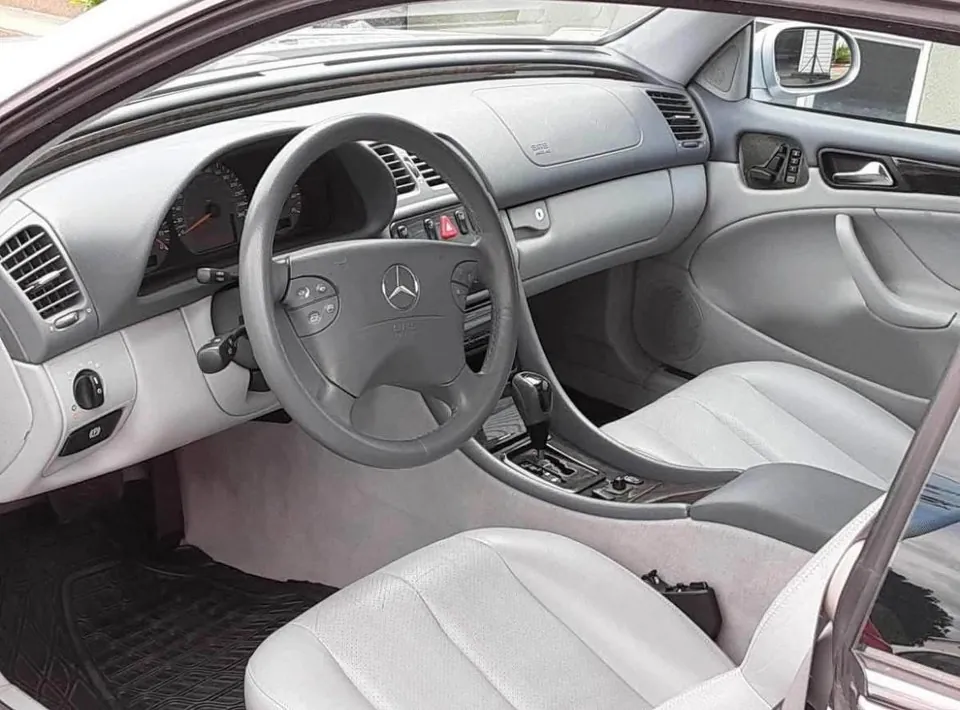 Mercedes-Benz Clk-Class 2001 photo 5