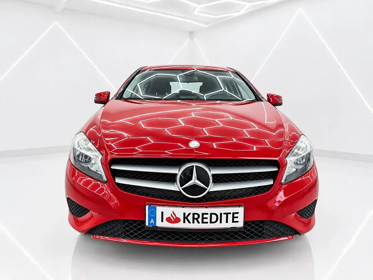 Mercedes-Benz A-Class 2013 photo 2